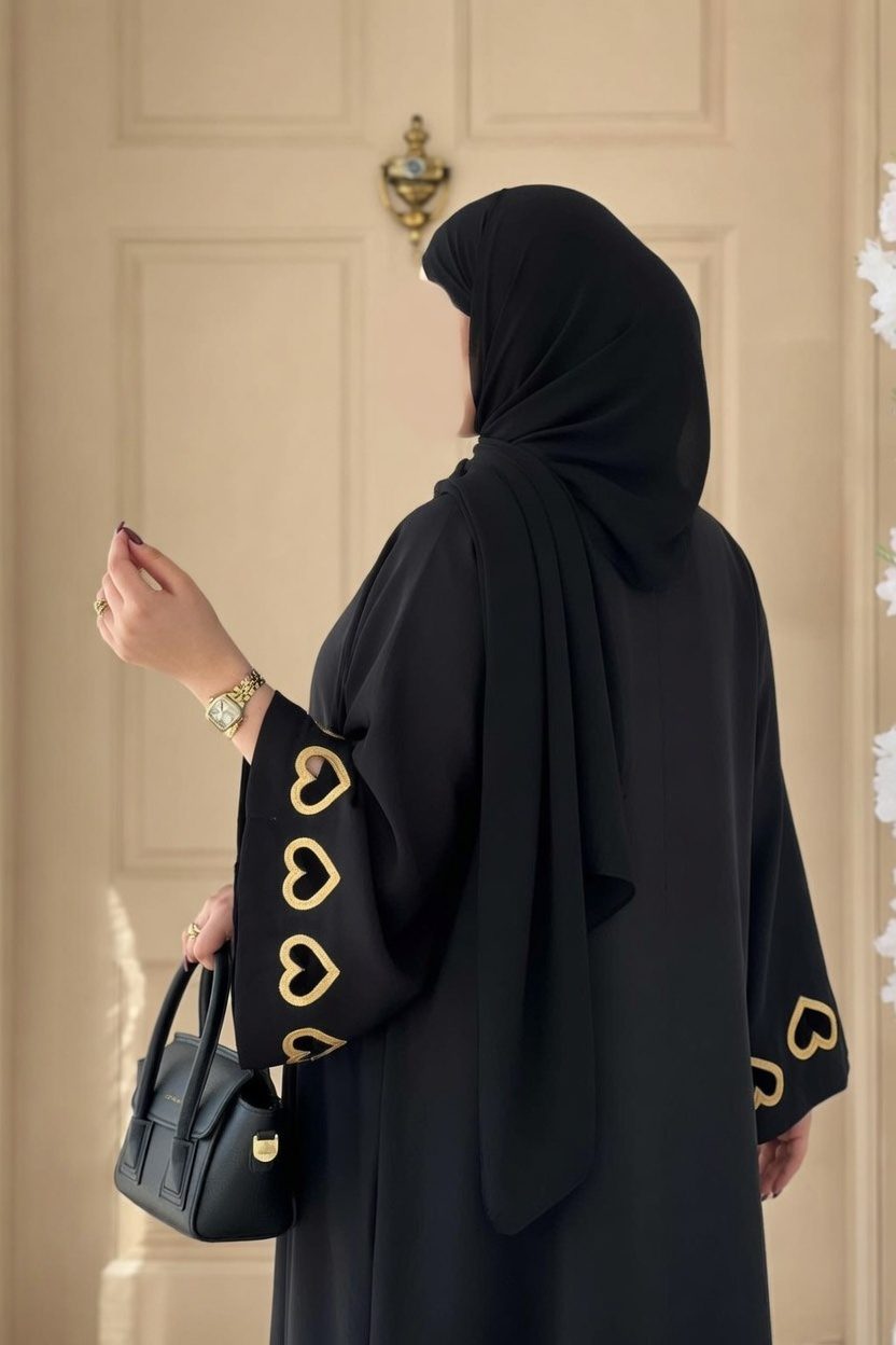 عباءة القلوب الفاخرة