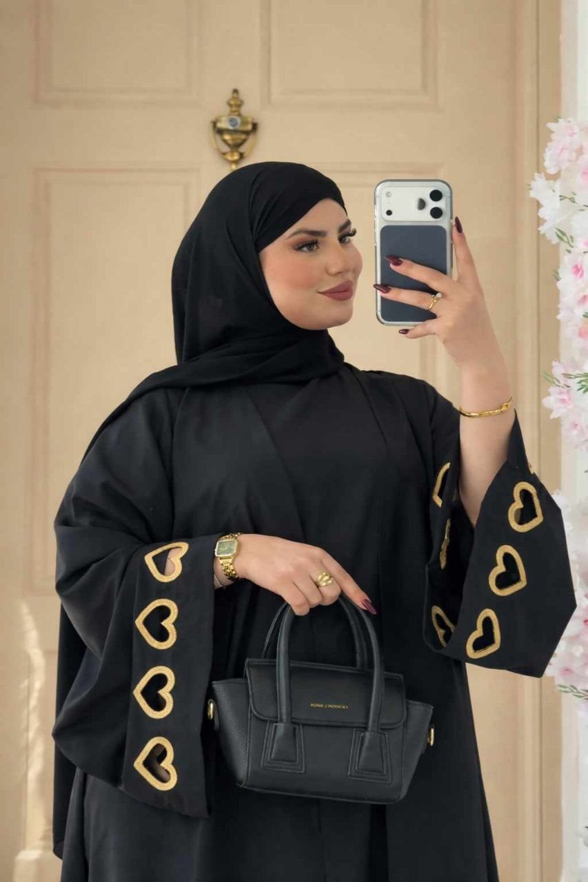 عباءة القلوب الفاخرة