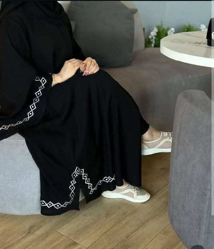 عباءة الياسمين الفاخرة