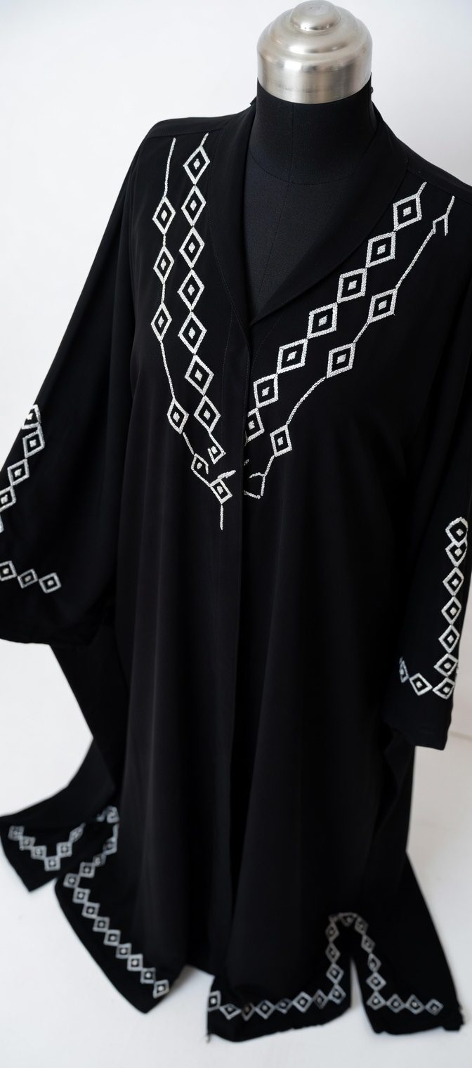 عباءة الياسمين الفاخرة