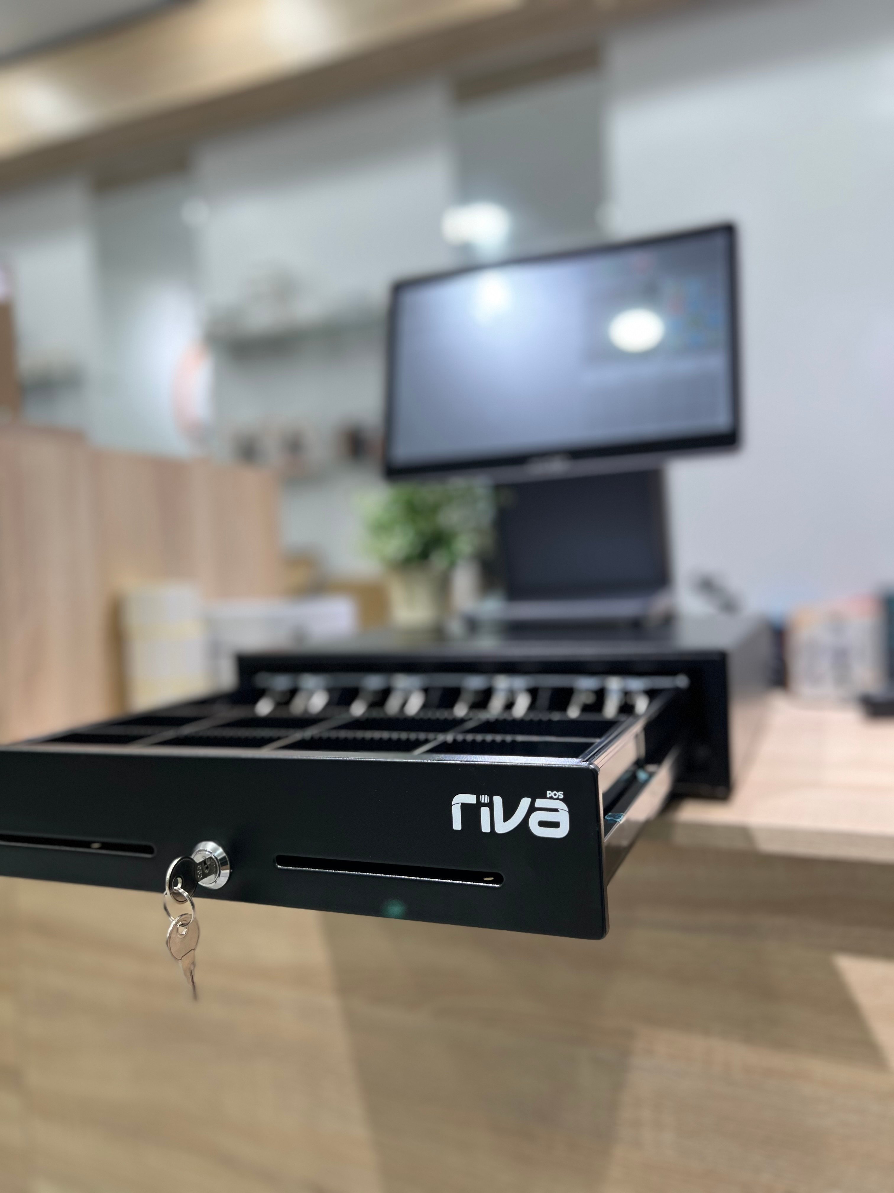 RIVA الموديل الكبير المعدني (احترافي)
