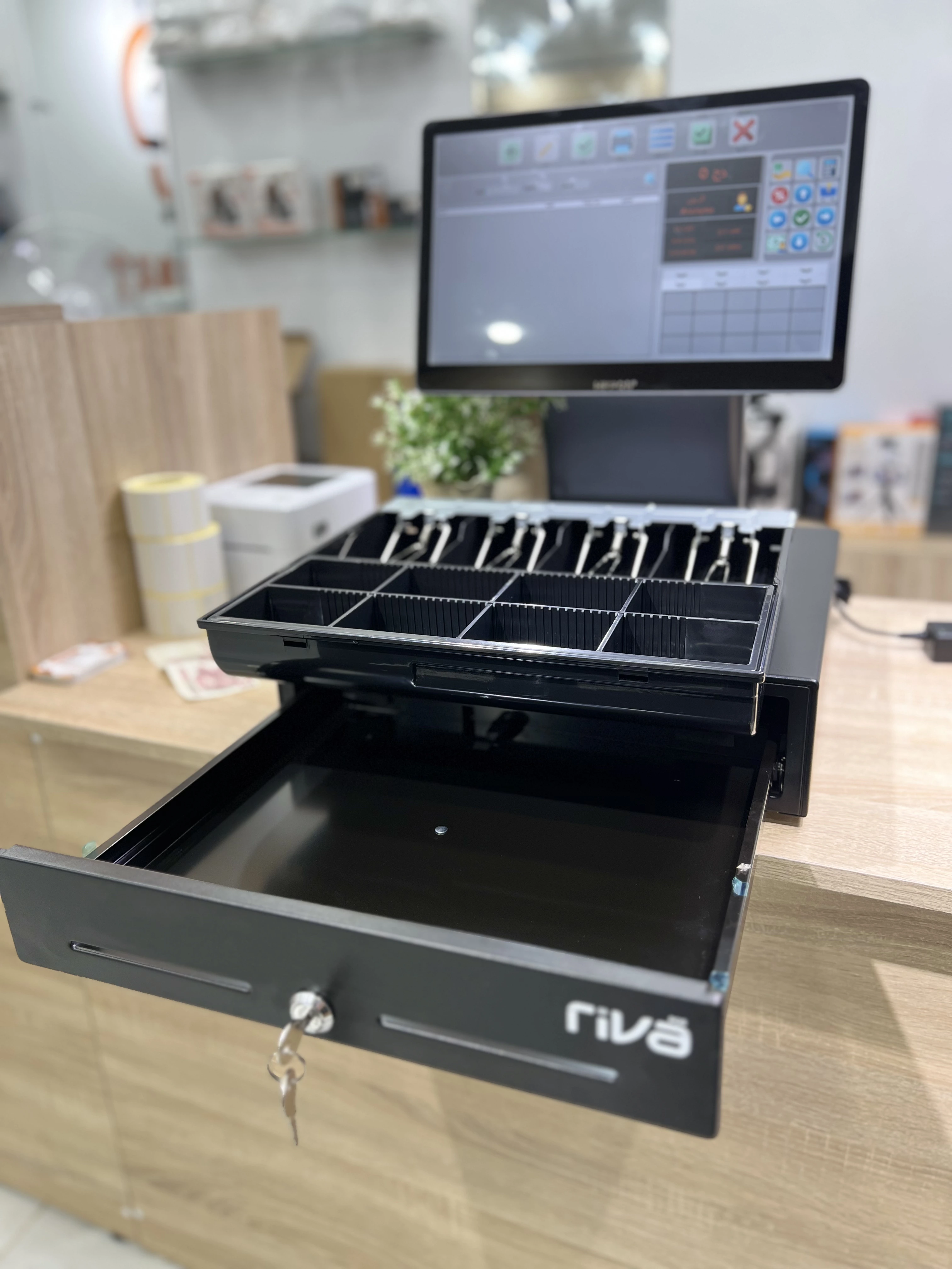 RIVA الموديل الكبير المعدني (احترافي)