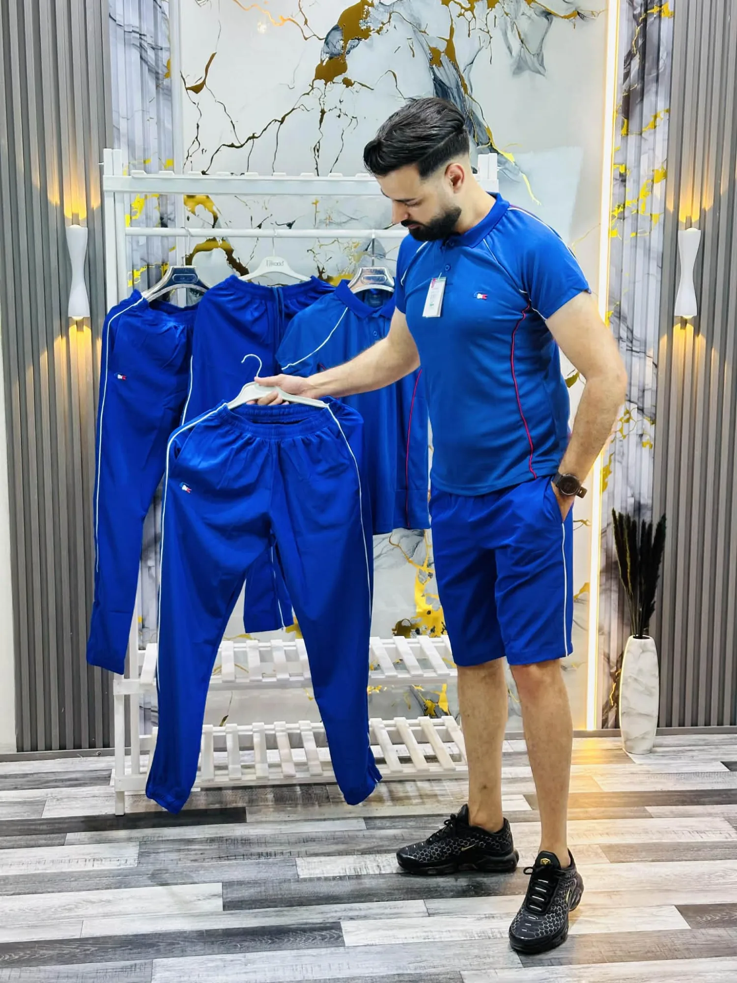 لباس رجالي