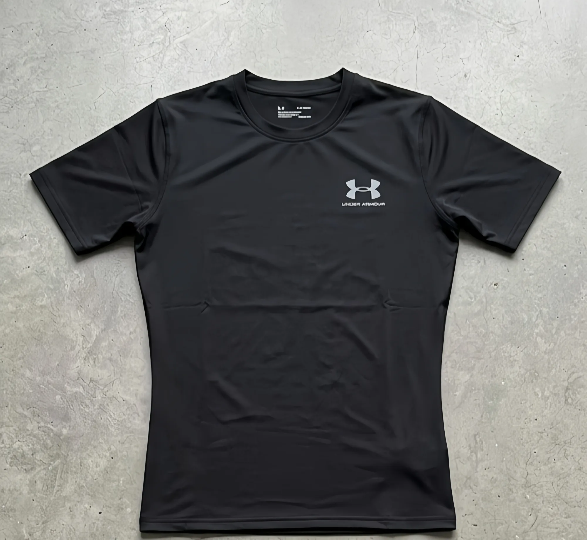 tshirt under armour slim fit