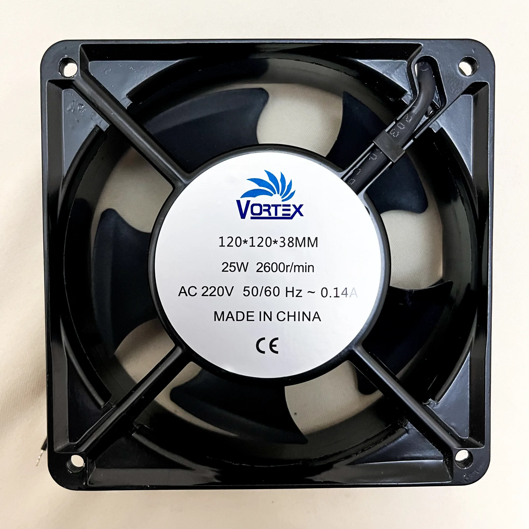 مروحة مربعة حجم 12x12 سم Ventilateur carré
