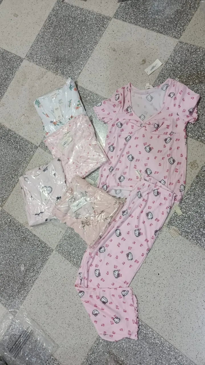 بيجامة نسائية