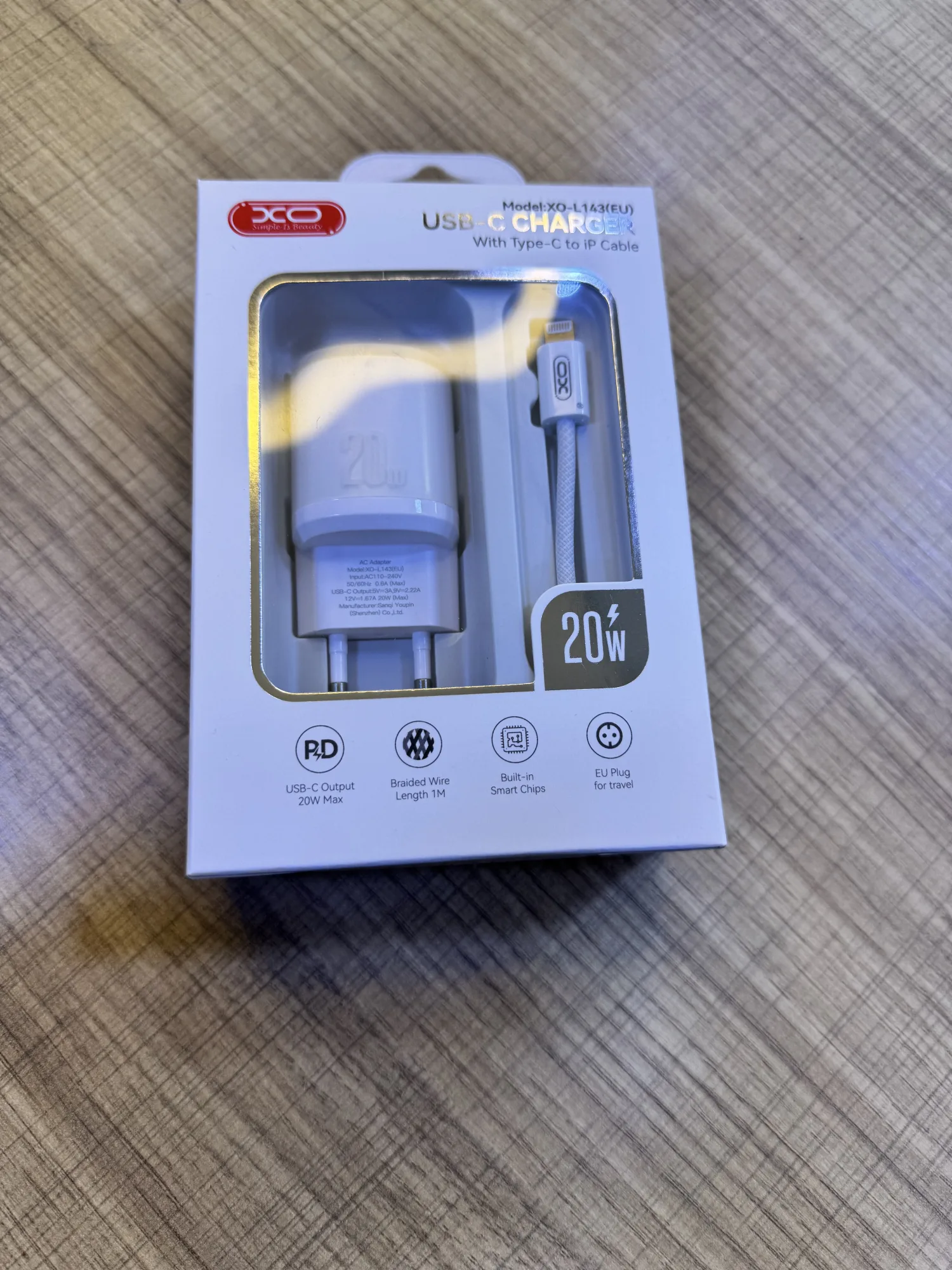 باقة الشحن الفاخرة XO 20W + كيبل ضد القطع