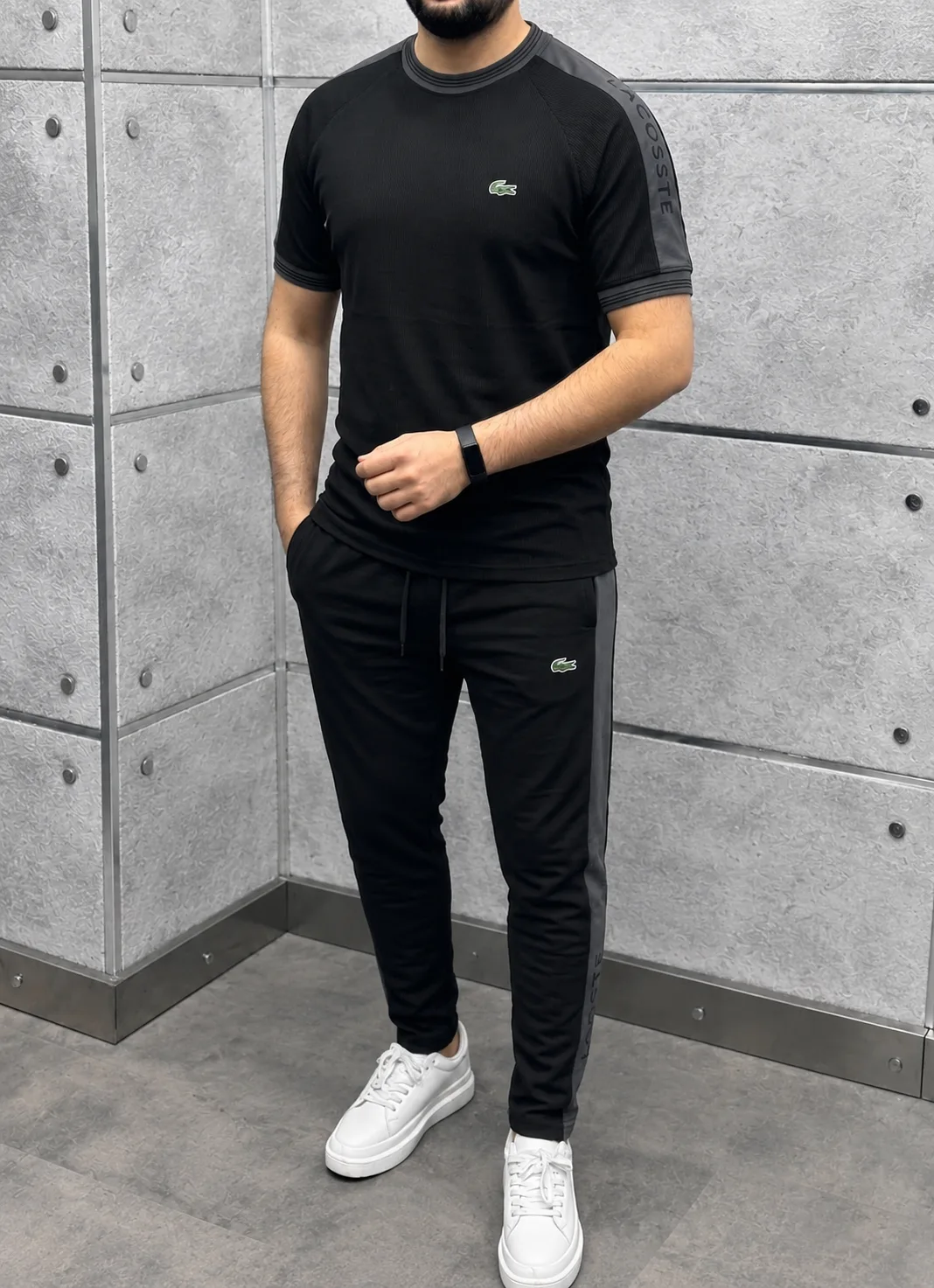 Ensmble Lacoste Good