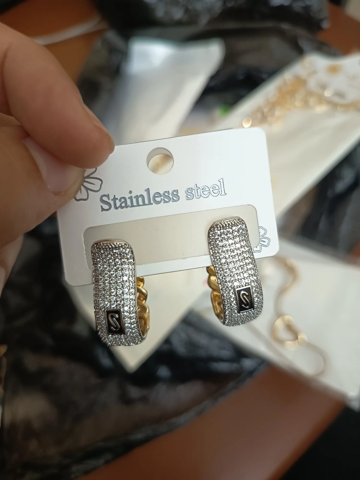 Boucle d'oreille MONACO CB84