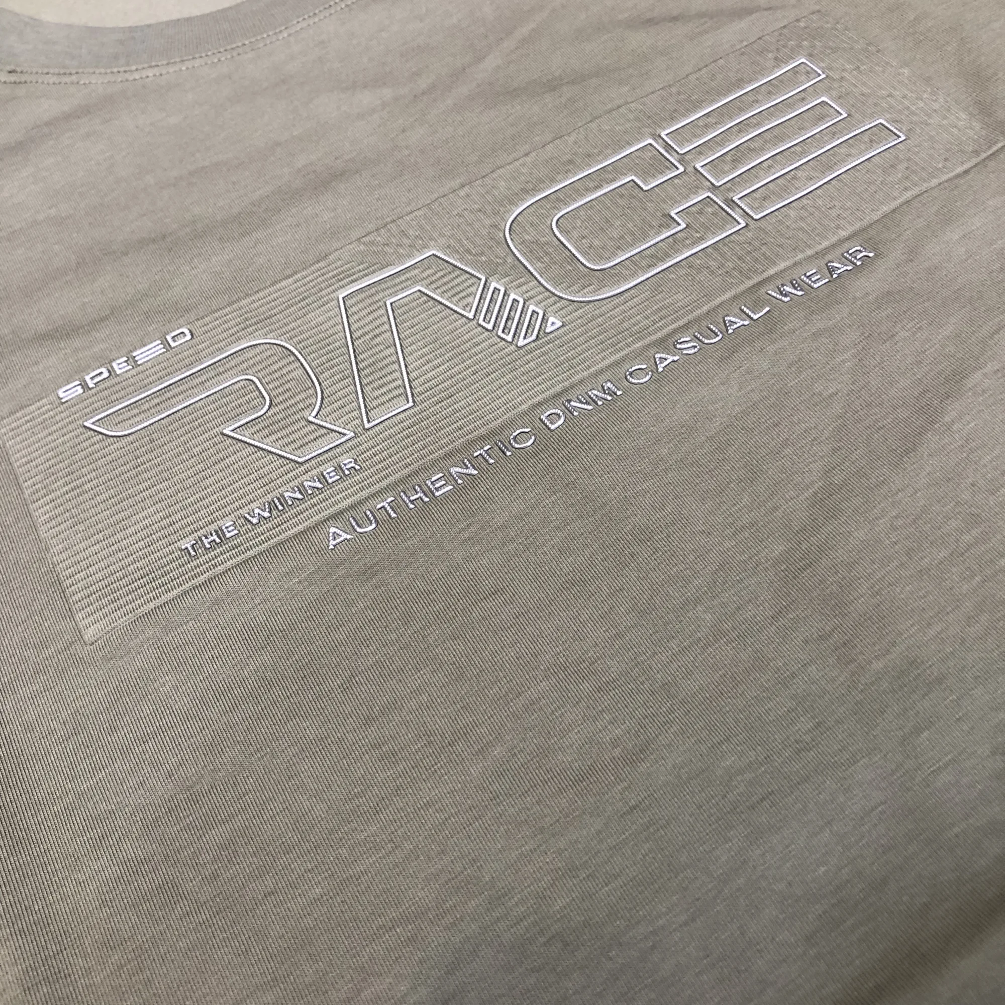 ZUOBEN ORIGINAL T-SHIRT
