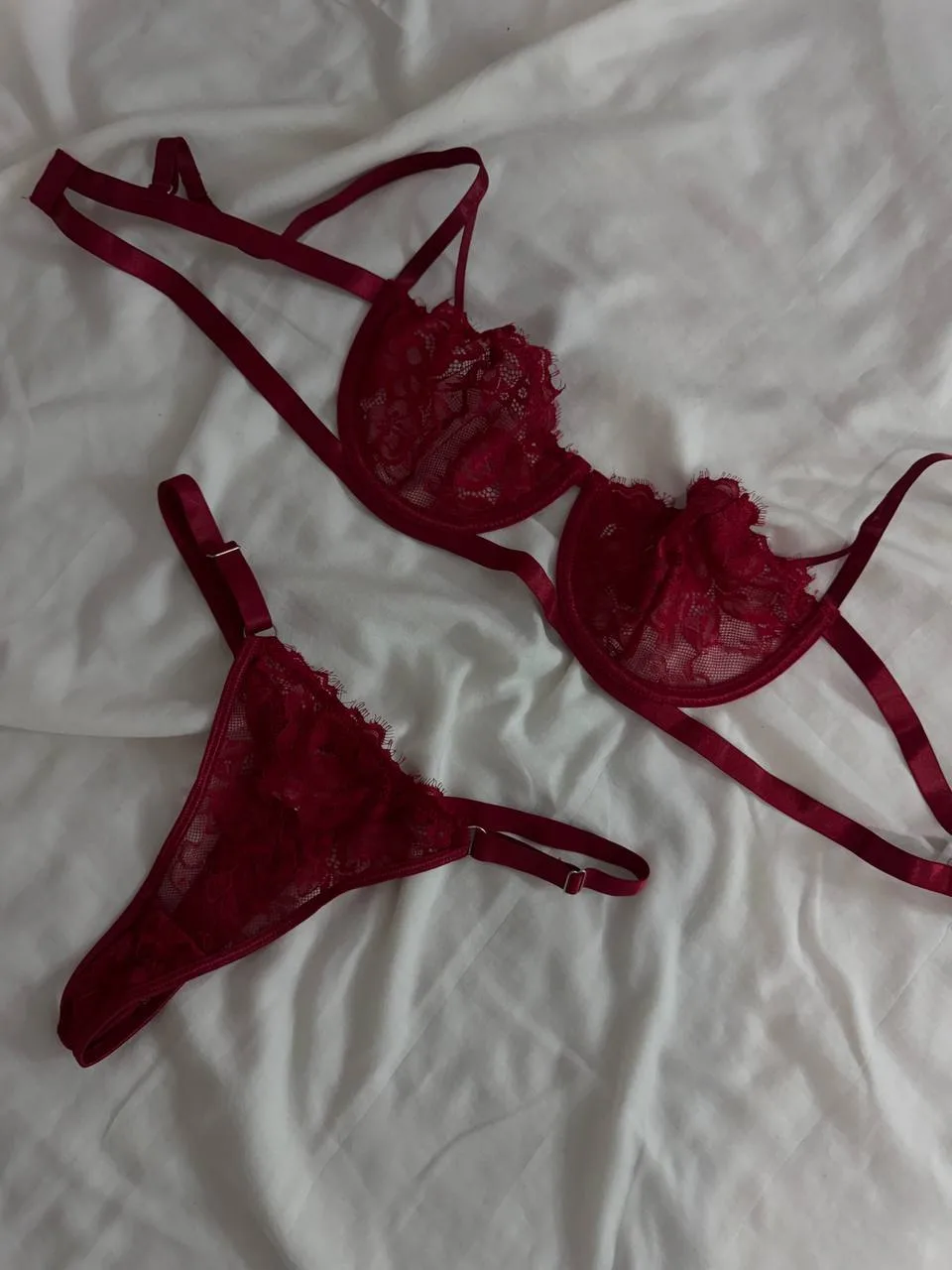 Dark red lingerie set