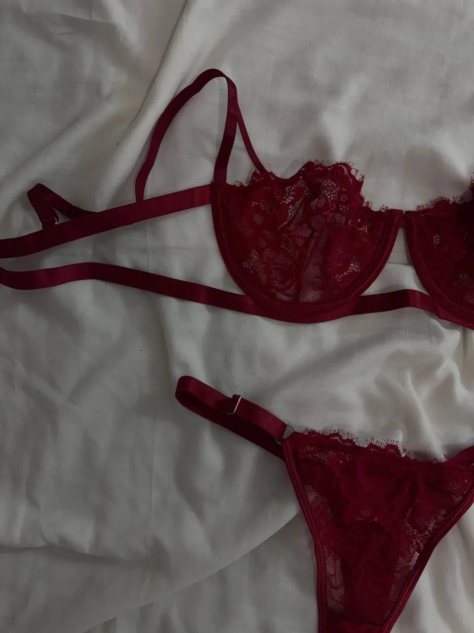 Dark red lingerie set