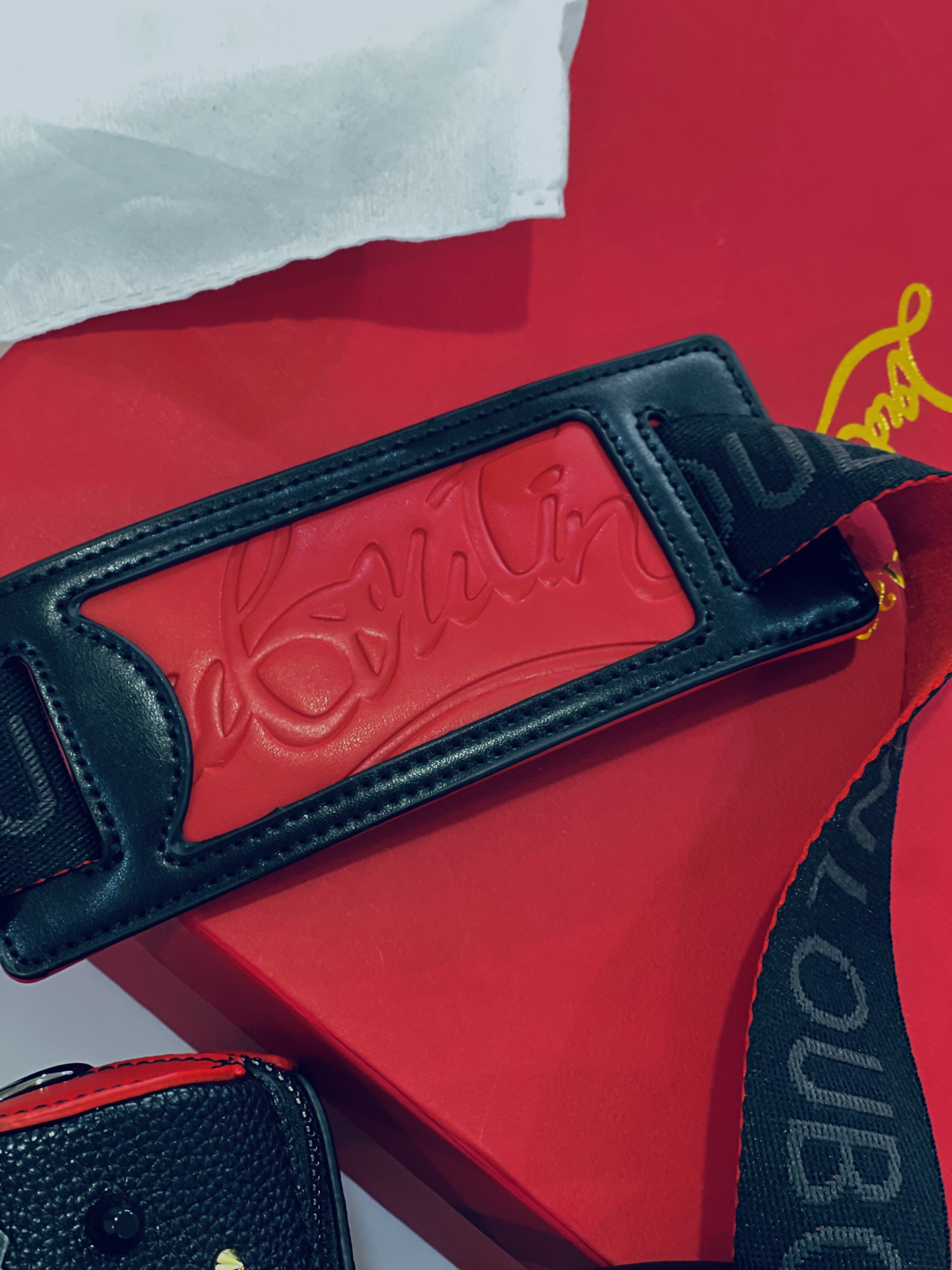 LOUBOUTIN – Black & Red Edition