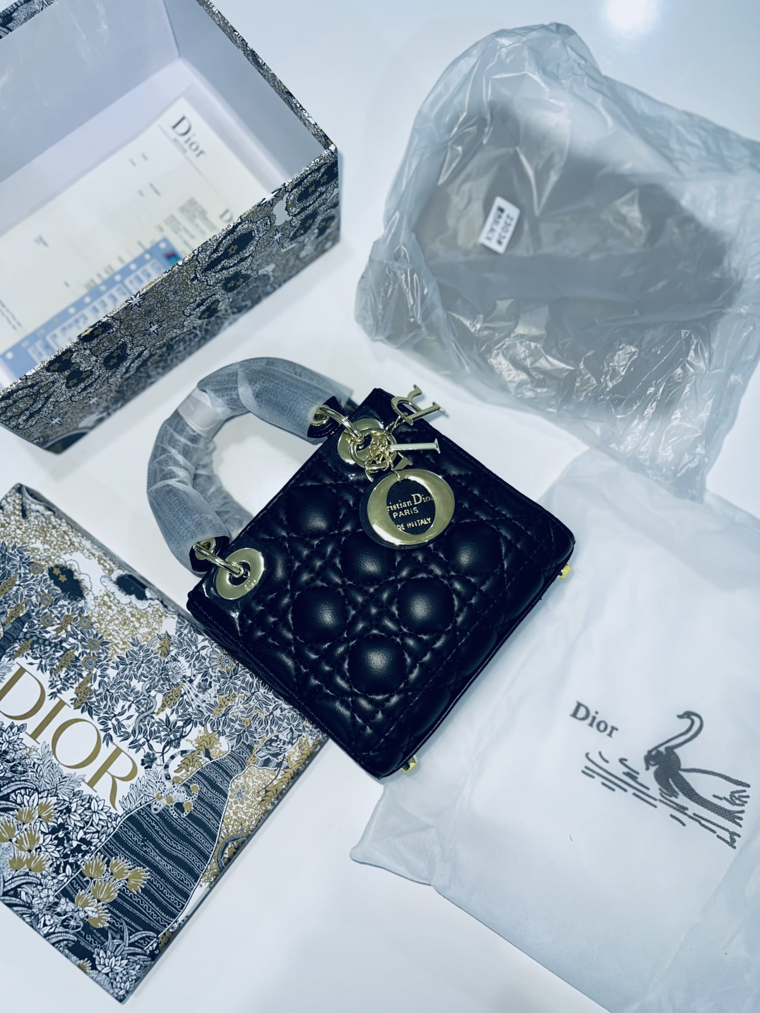 Lady DIOR Signature – Édition Luxe
