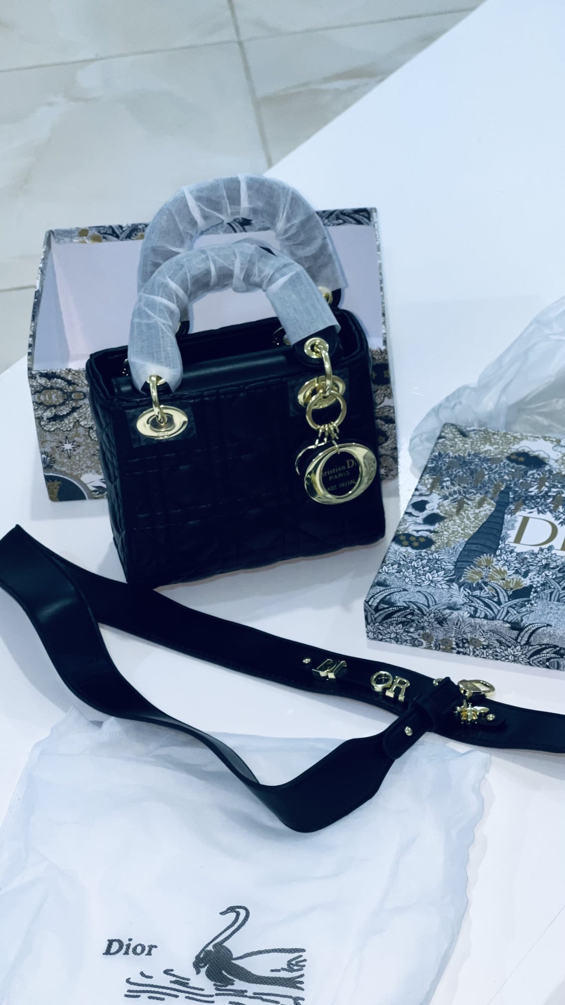 Lady DIOR Signature – Édition Luxe