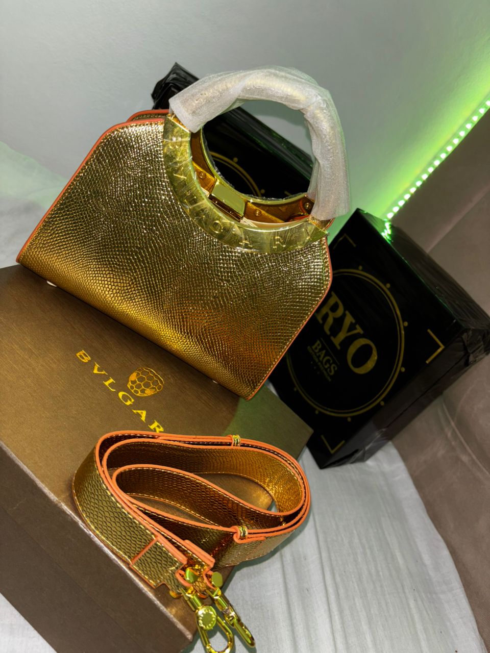 Sac Bvlgari Serpenti Gold – Édition Luxe