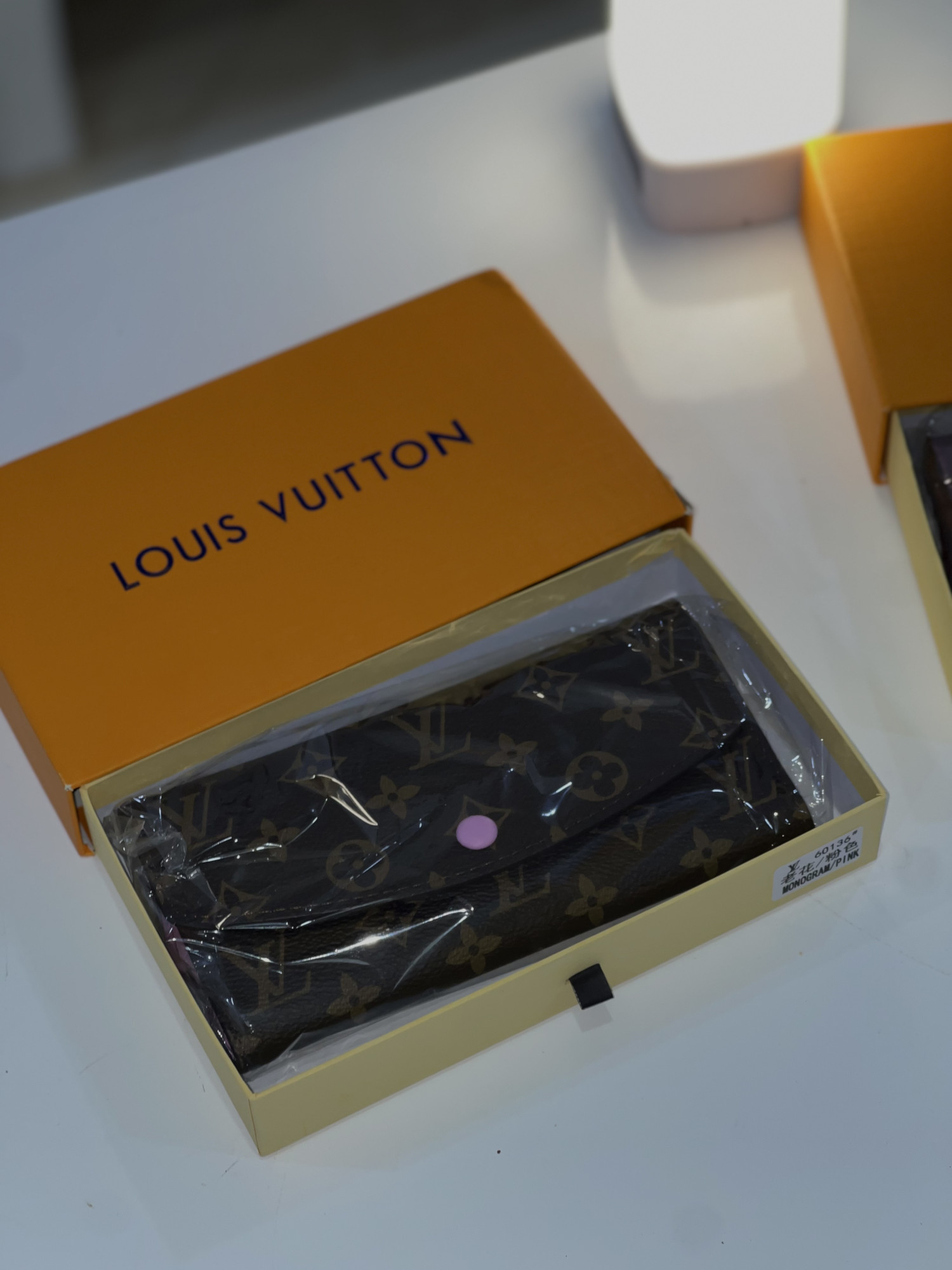 Portefeuille Louis Vuitton Monogram Chic