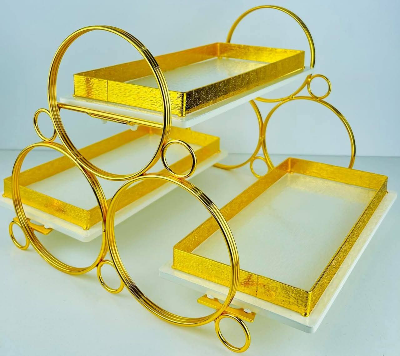 حوامل التقديم الملكية – Porte Gâteau