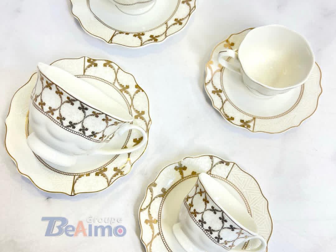سرفيس قهوة حليب 24 قطعة-  service café au lait  24 piece
