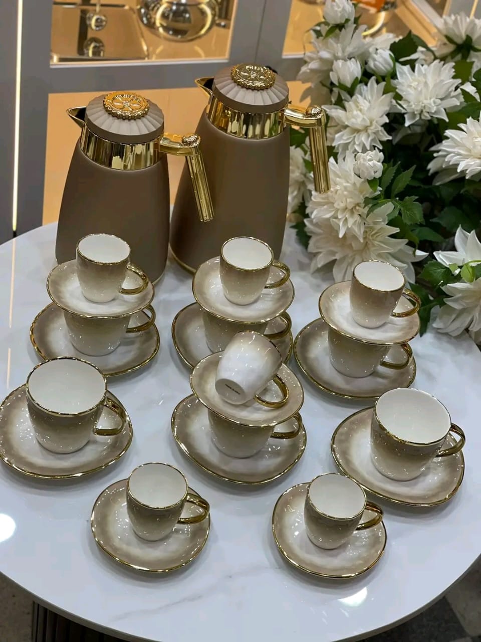 سرفيس قهوة حليب 24 قطعة- service café au lait 24 piece