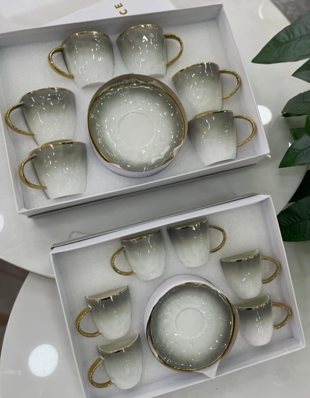 سرفيس قهوة حليب 24 قطعة- service café au lait 24 piece
