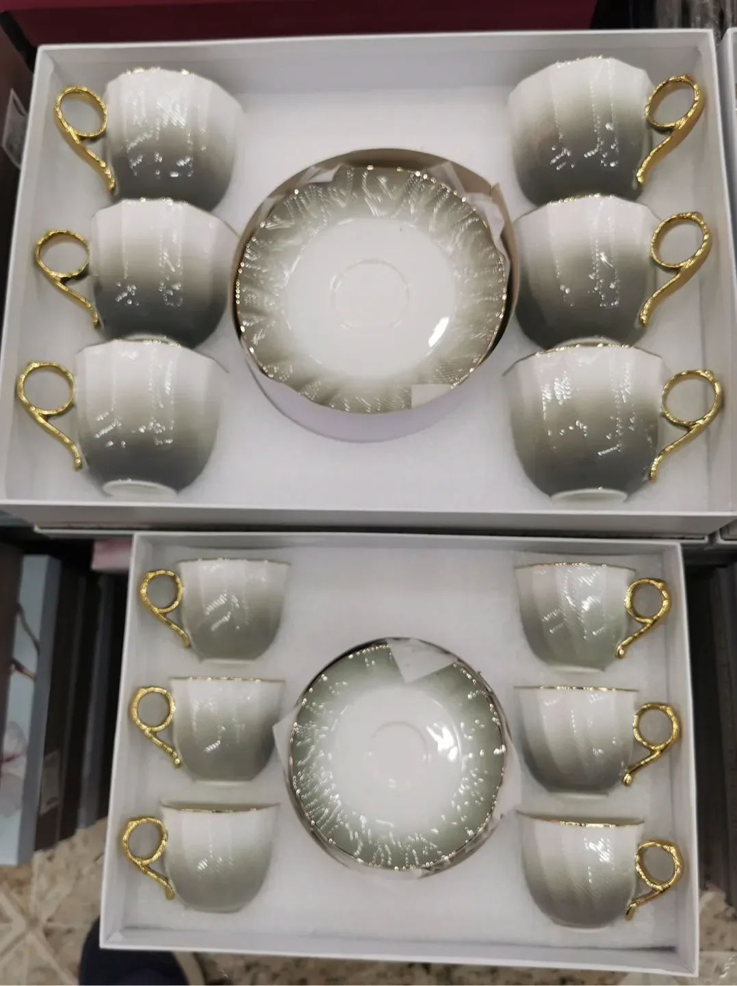 سيرفيس قهوة وحليب ملكي (24 قطعة) – Service café et lait