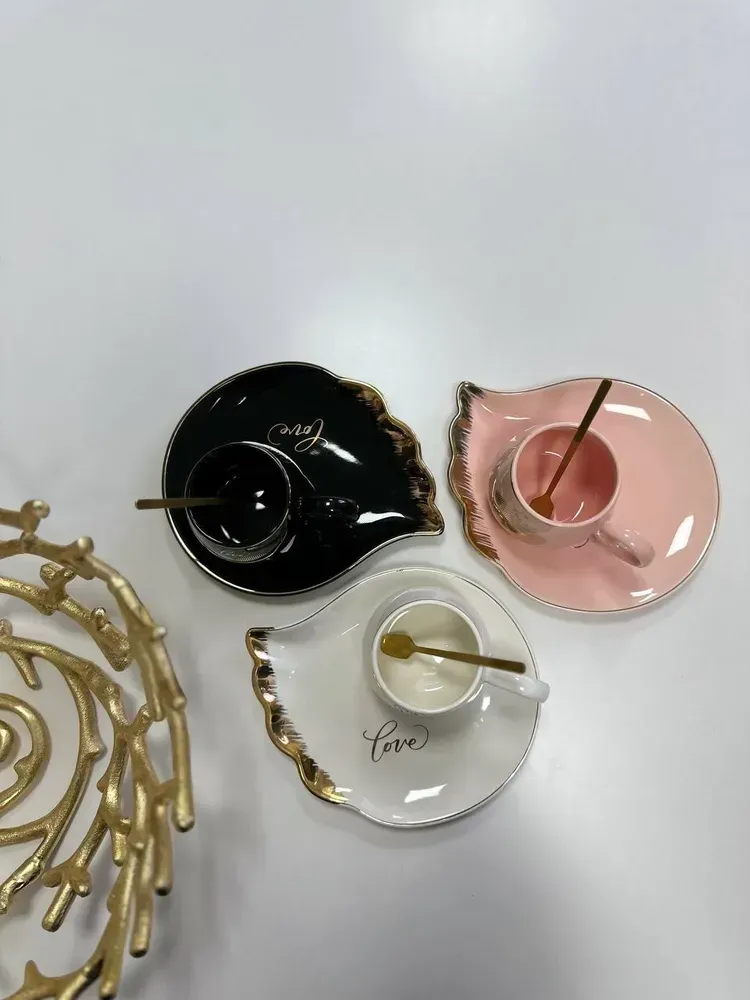 طقم كوب "Love" السيراميكي - Cup Set Love