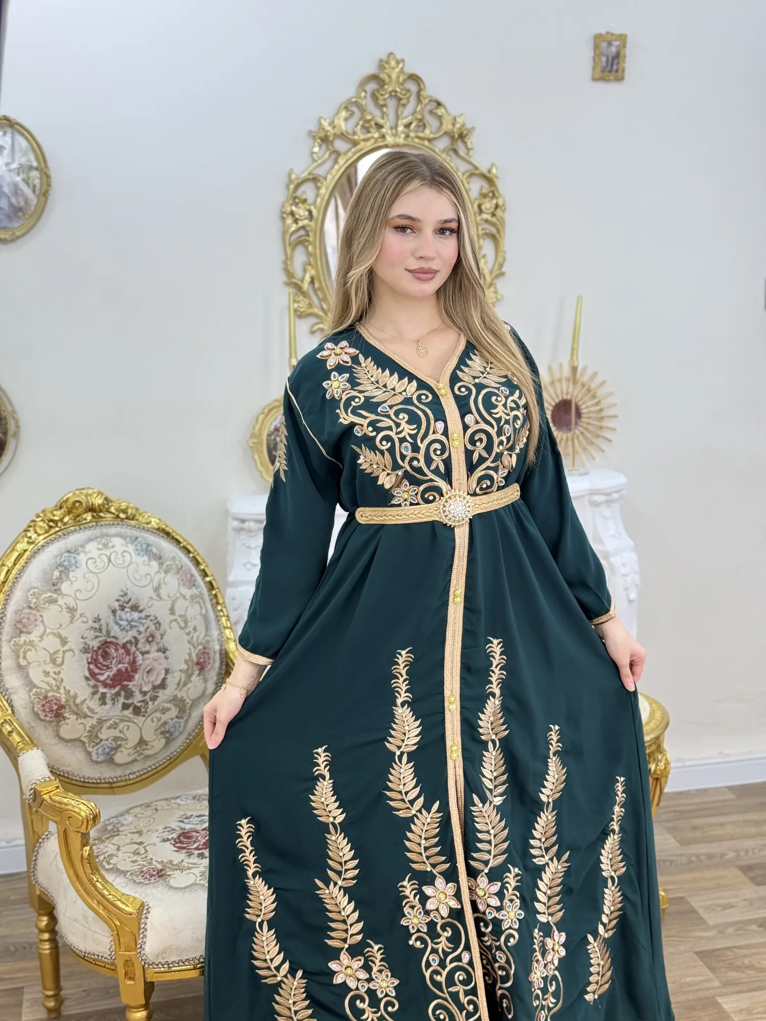 قفطان الريشة