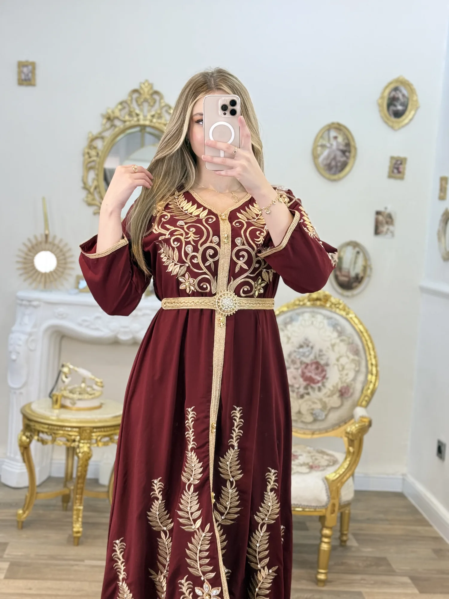 قفطان الريشة