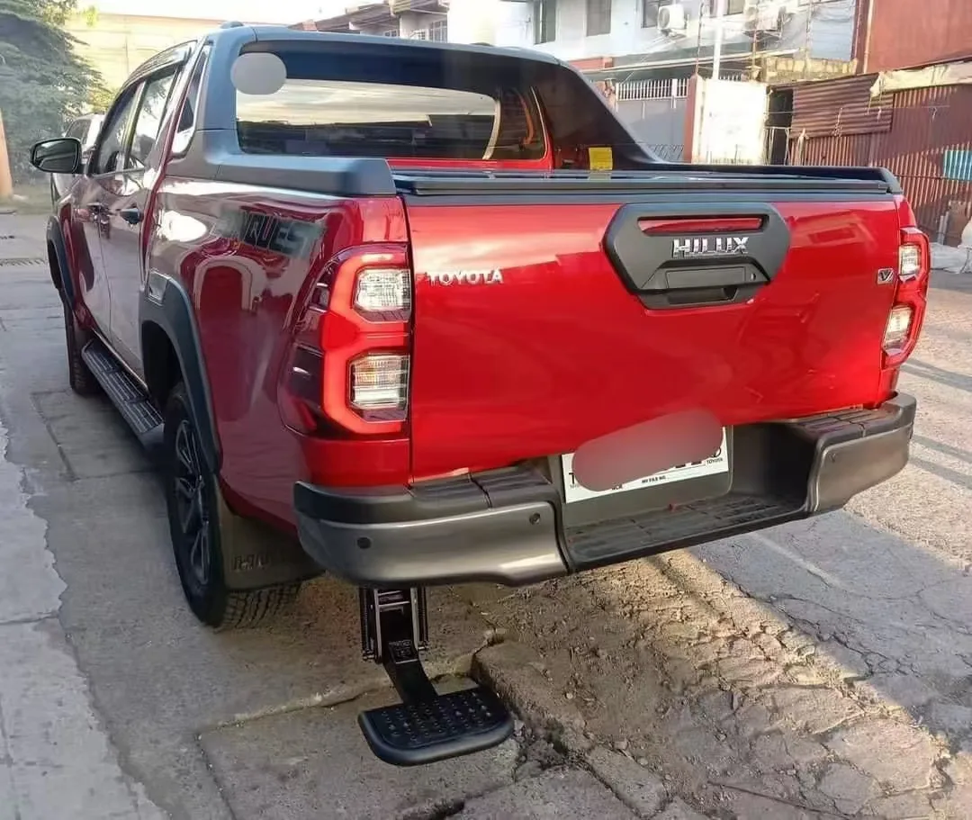 (Bed Step / Rear Tailgate Step). Toyota hilux gr